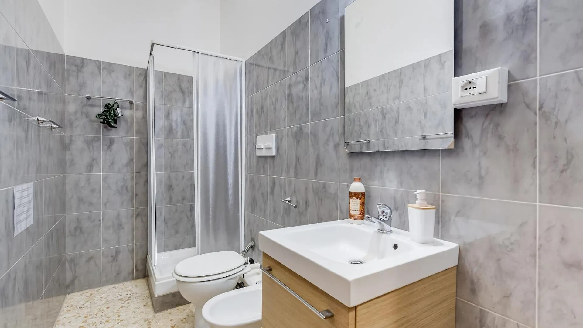 Relais Rome - Opera House Apartment